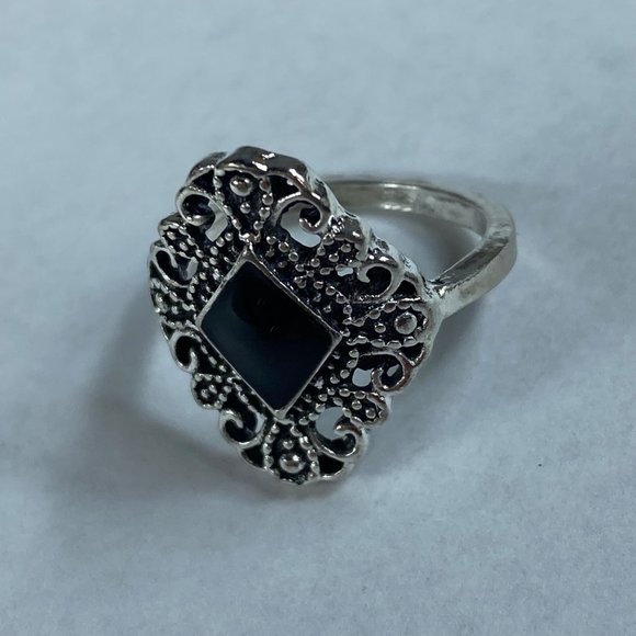 Silver Tone Filagree Ring Black Inlay Small Pinky Finger Approximate Size 6 - Picture 14 of 15